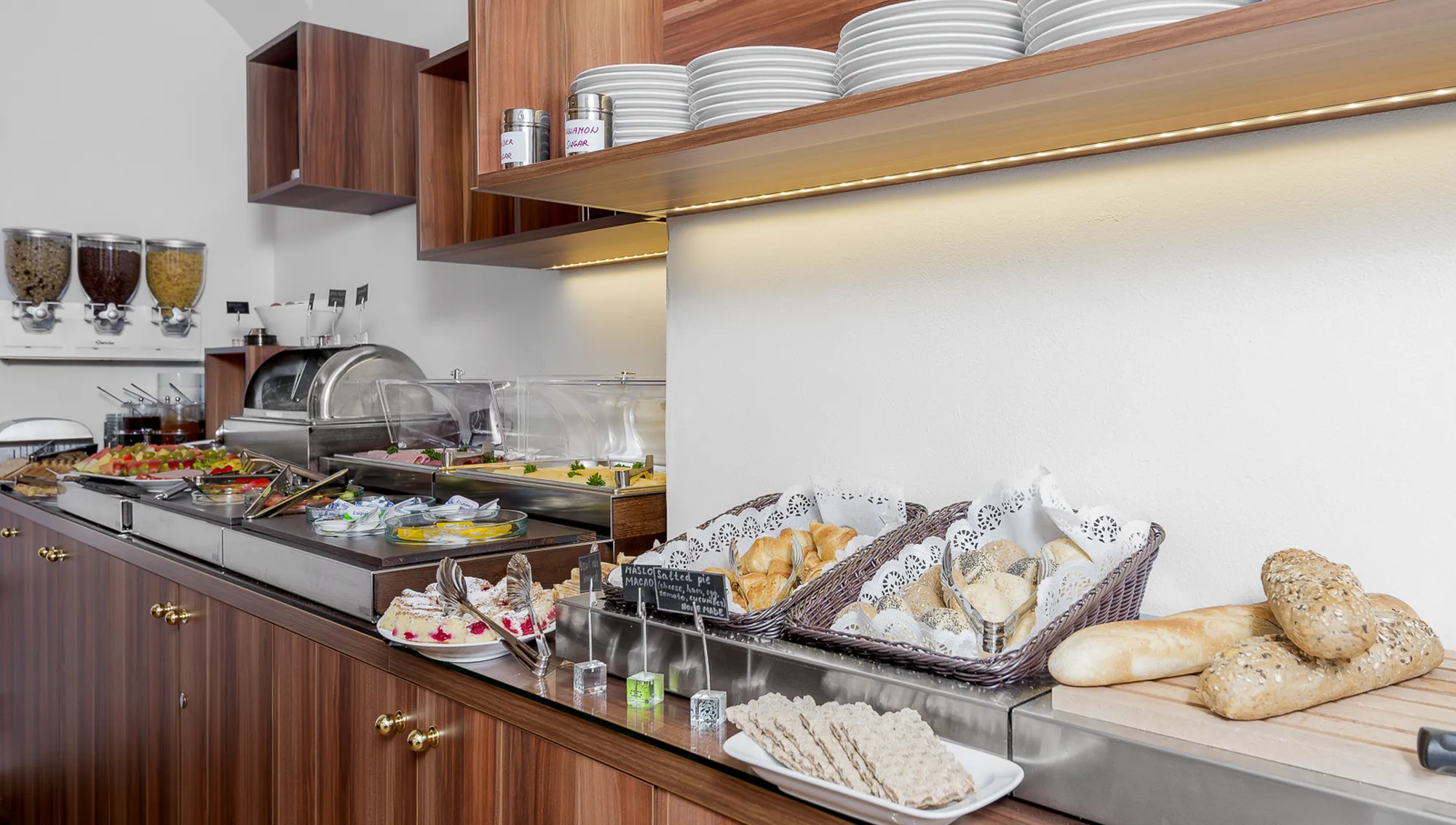 Breakfast selection at Boutique Hotel Green Lobster