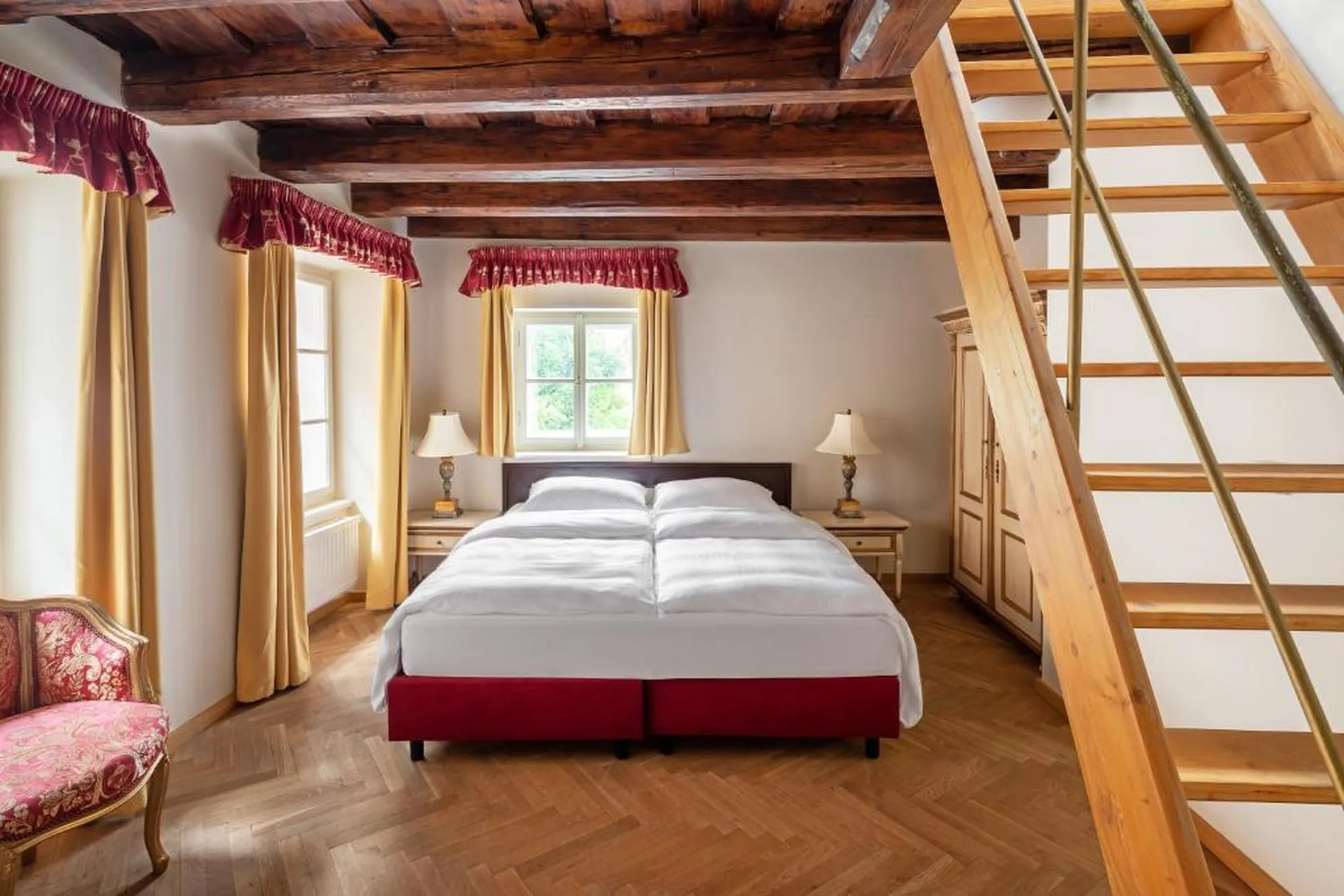 Mezonetový třílůžkový pokoj v Boutique Hotel Green Lobster